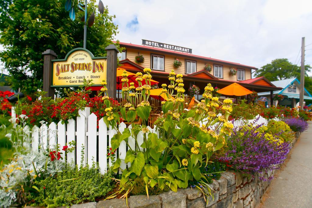 Salt Spring Inn Ganges Exterior foto